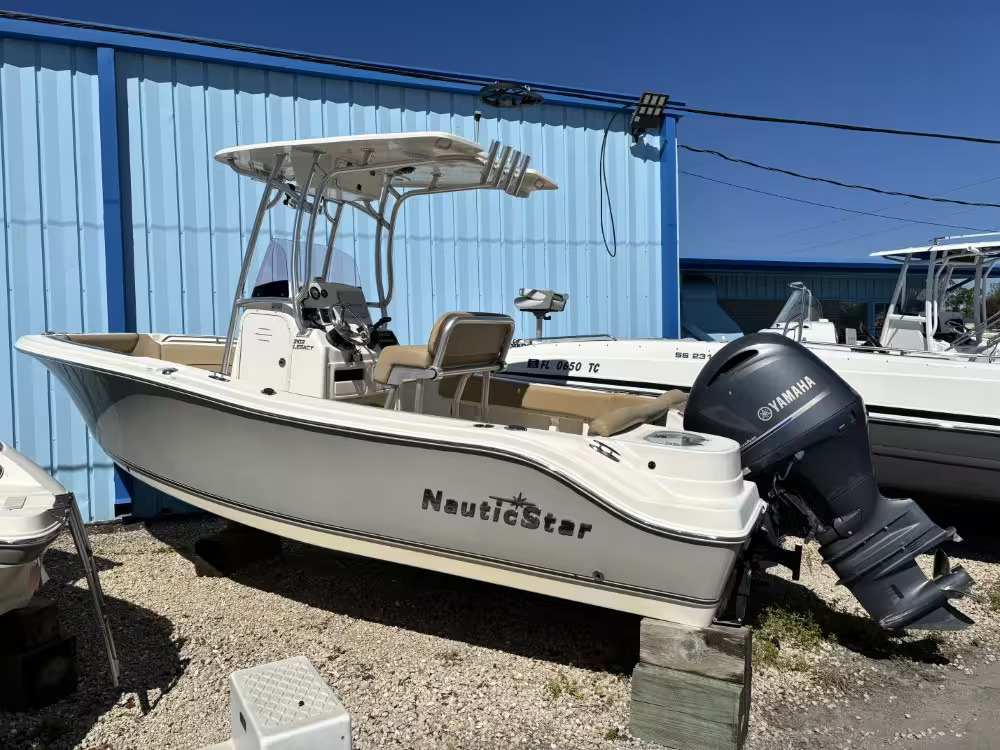 Used 2018 NauticStar 2102 Legacy, 33953 Port Charlotte - Boat Trader