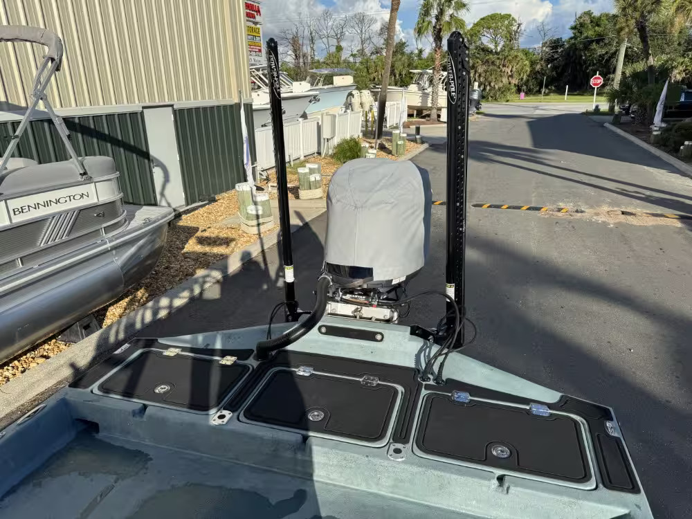 SIAM SHADE 「FINAL ROAD LAST SANCTUARY」 Used 2021 Shoalwater 23 Cat, 33946 Placida - Boat Trader