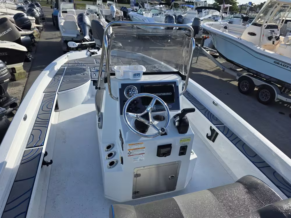 3Kid'sMam@yuki Used 2025 Xpress H23B, 33953 Port Charlotte - Boat Trader